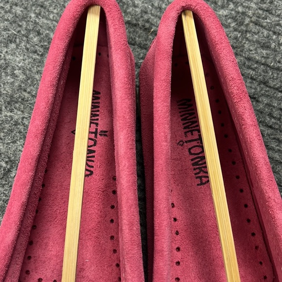 Minnetonka Women’s Pink Kilty Moccasins (3134) - Picture 6 of 9